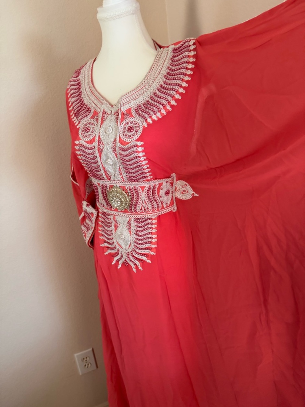 Luxury Moroccan Farasha Kaftan 2-Piece Set – Coral Red Embroidered Dress - Picture 4 of 14